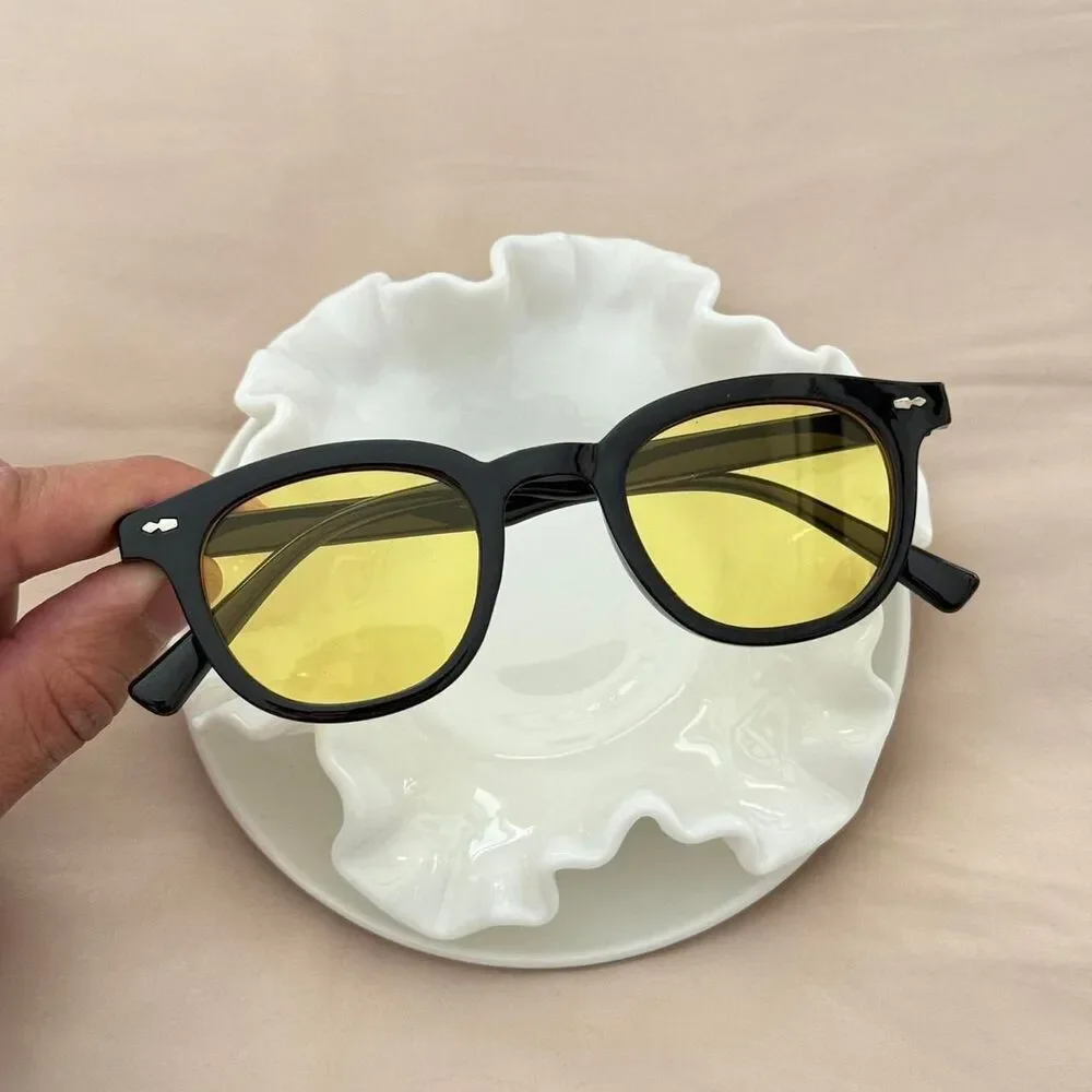 sporty black and yellow round summer eyewear sunglasses